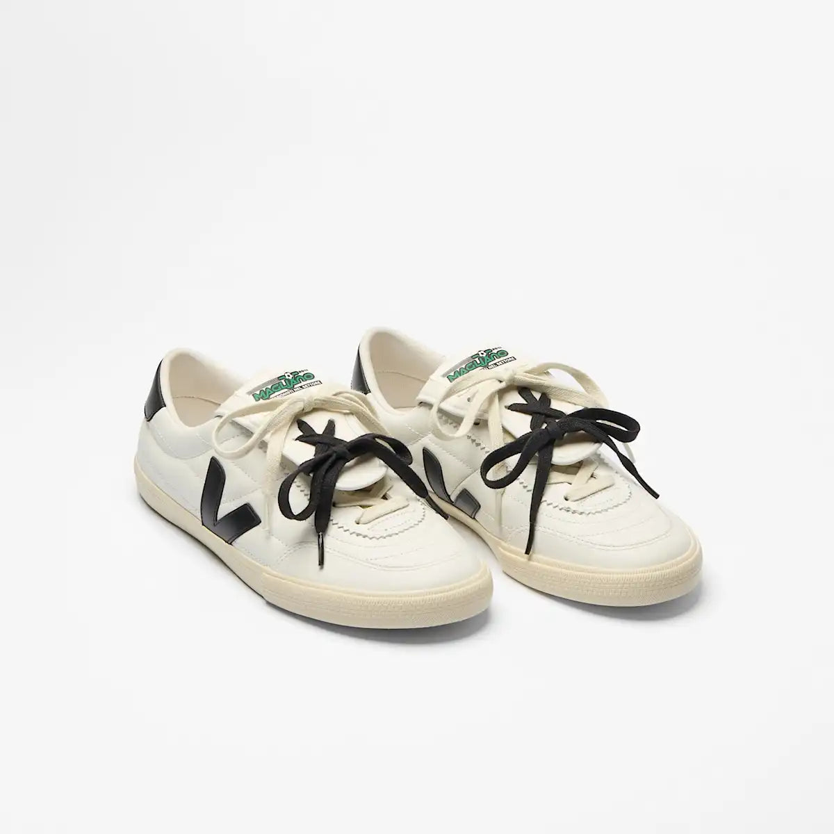 PANENKA LEATHER VEJA X MAGLIANO WHITE
