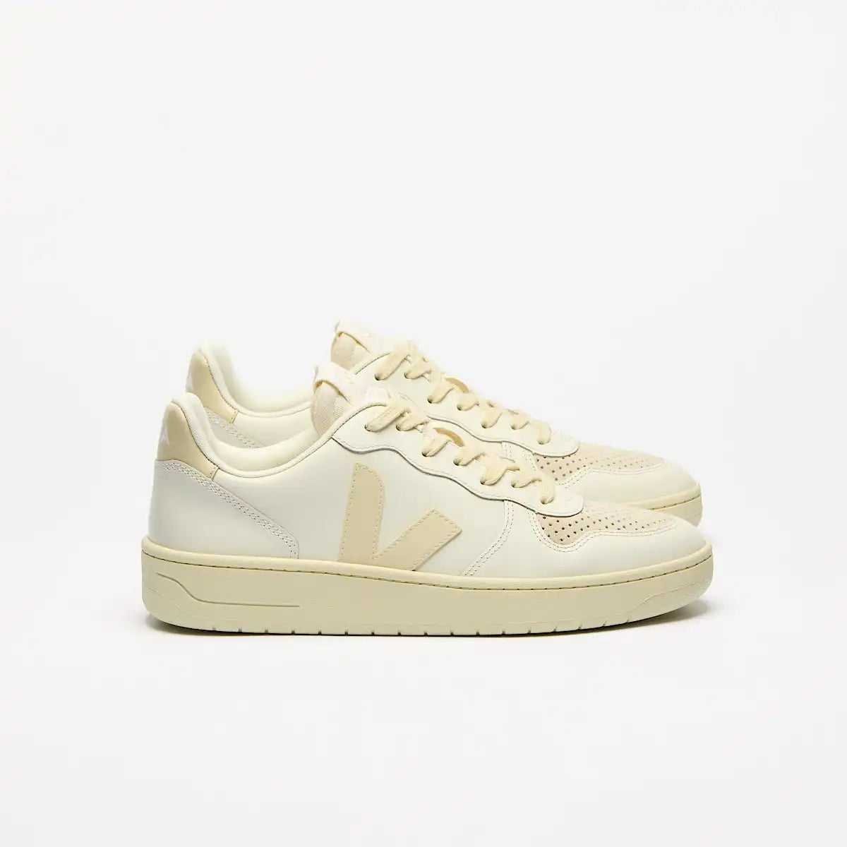 V-10 LEATHER PURE CALCAIRE
