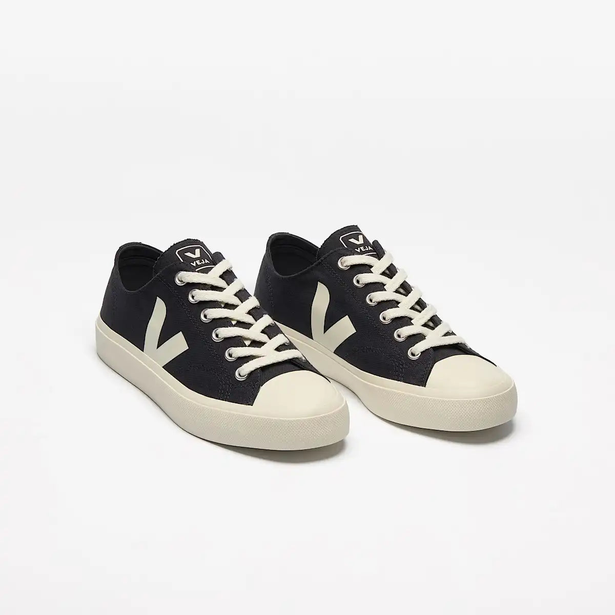 WATA II LOW CANVAS BLACK PIERRE