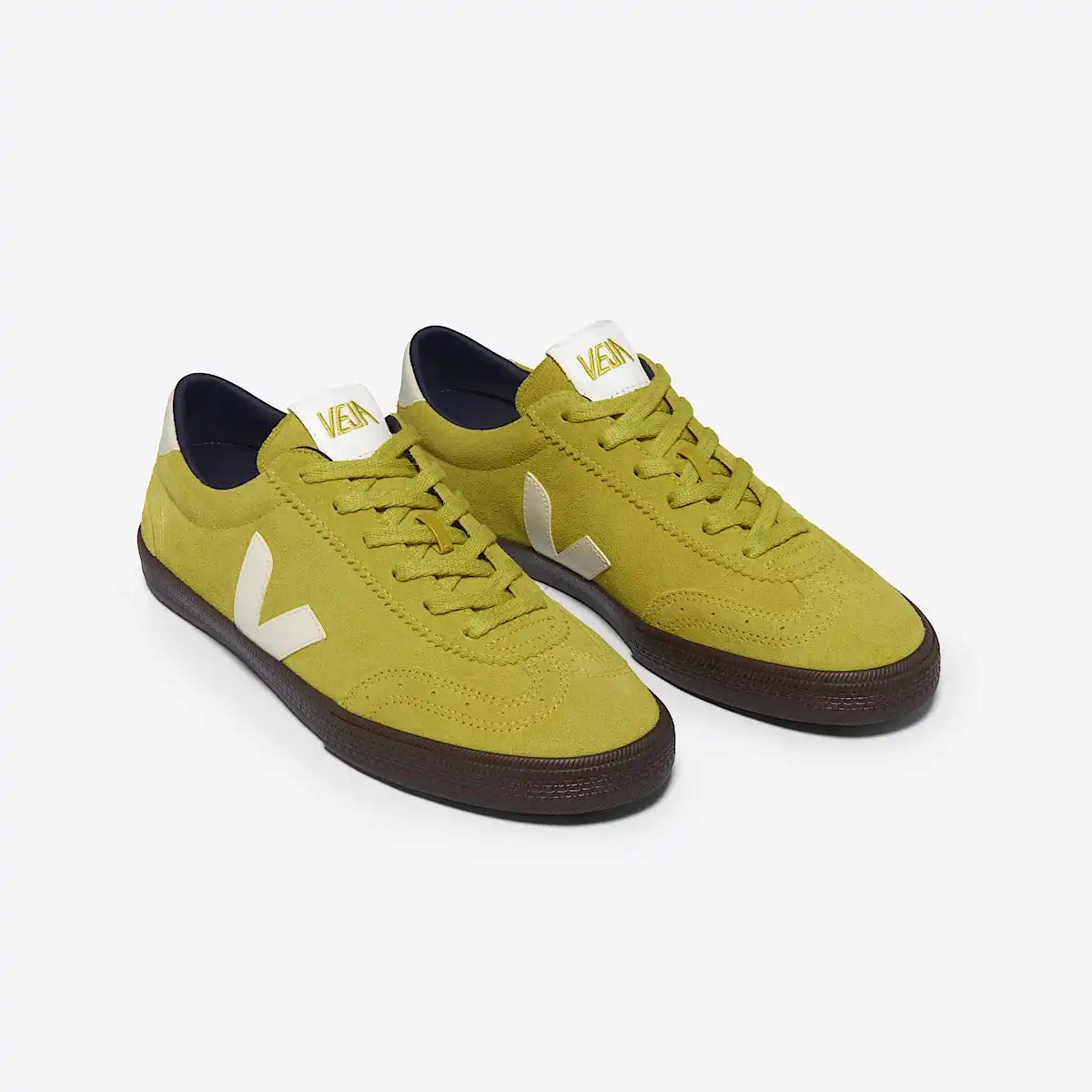 VOLLEY SUEDE LIQUOR PIERRE EAGLE